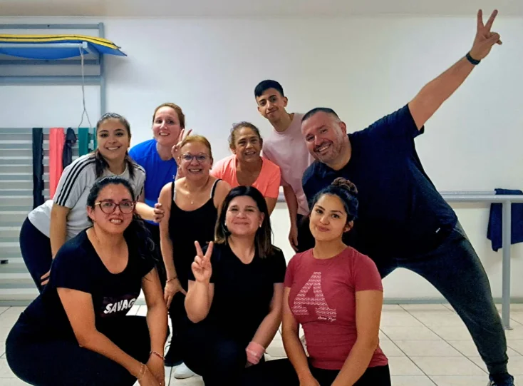 Equipo de Baile Entretenido con Yesenia